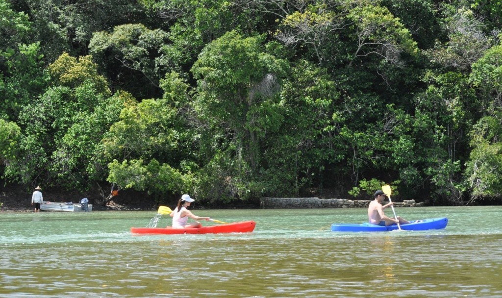 Caiaque no rio Caraíva